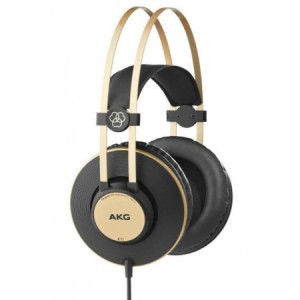 AKG K-92
