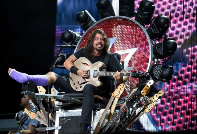 DAVE GROHL REVENTAO